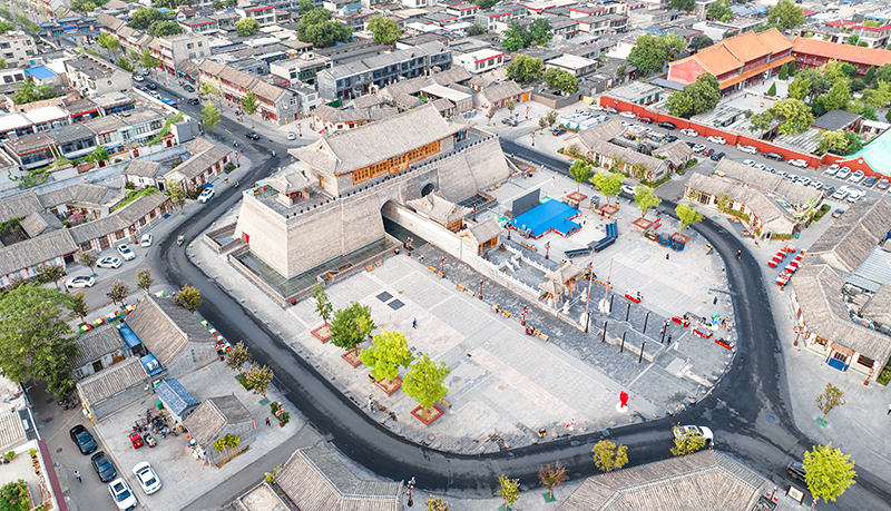 2022年9月8日，石家莊，航拍正定縣正定古城陽和樓與正定歷史文化街。